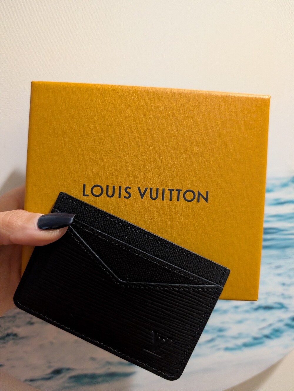 Louis Vuitton Black Epi Leather Card Holder Microchipped 2026 - Picture 2 of 11